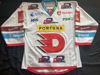 David Cienciala #81 Dynamo Pardubice 2022/23 game worn jersey (white/home)