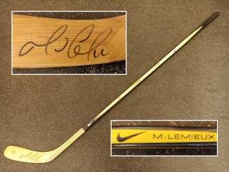 Mario Lemieux - Pittsburgh Penguins - mid 2000´s - game used signed stick