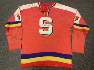 Luboš Pěnička HC Sparta Praha 1982/83 game worn jersey