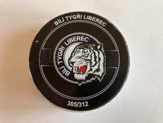 Bílí tygři Liberec goal puck (M. Faško-Rudáš 1:1), LIB vs MLB 4:3, 15/9/23