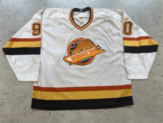 Authentic Jiří Šlégr's jersey from the 1990 NHL draft