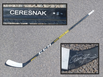 Peter Čerešňák - original signed CRACKED stick