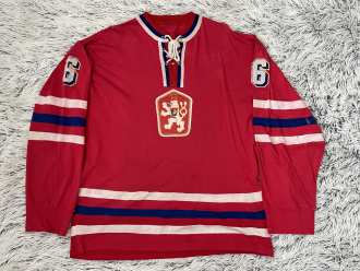 Milan Nový team Czechoslovakia 1979 World Championship game worn jersey
