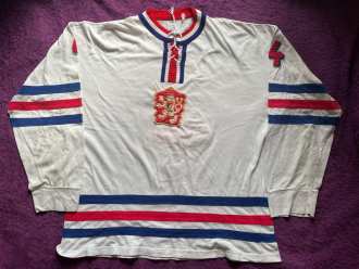 Oldrich Machac Czechoslovakia cca 1974 game worn jersey