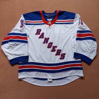 Ondřej Pavelec #31 - New York Rangers - 17/18 - GW jersey